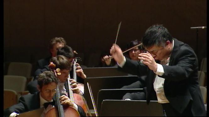 Detailbild Richard Strauss: Tako je govoril Zaratustra; Simfonicni orkester RTV Slovenija, Orkester SNG Opera in balet Ljubljana, En Shao