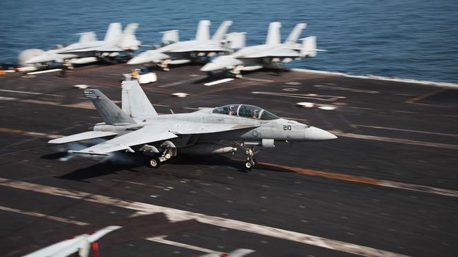 Detailbild USS George H. W. Bush - Flugzeugträger im Einsatz