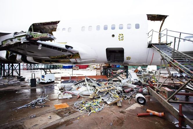 Detailbild Die Flugzeugverschrotter