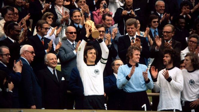 Detailbild Deutschlands Doppelsieg - Die Fußball-WM 1974