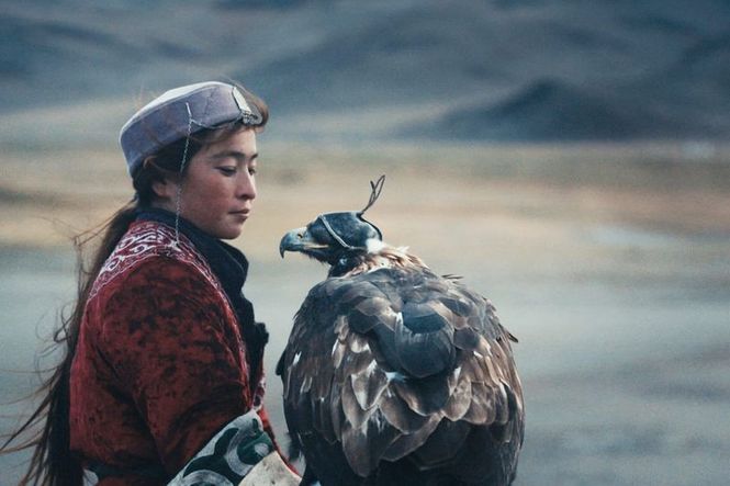 Detailbild Die Adlerjägerin - Junge Mongolinnen entdecken einen alten Brauch für sich