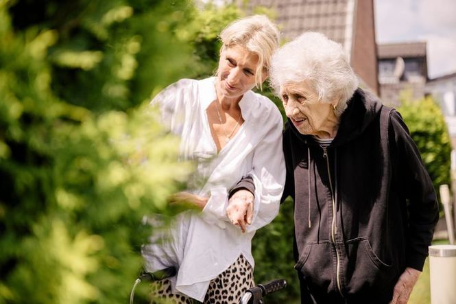 Detailbild Ein Zuhause für Vergessende: Neue Wege in der Demenzbetreuung