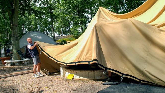 Detailbild Der Camping Clan - Alles für den Platz